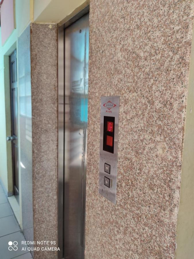Khach San Hoa Anh Anh Hotel Ho Chi Minh City Exterior photo